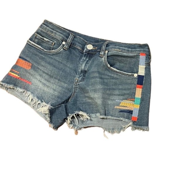 📚Blank NYC • Boho Embroidered Jean Denim Shorts - Size 26 - Picture 2 of 5